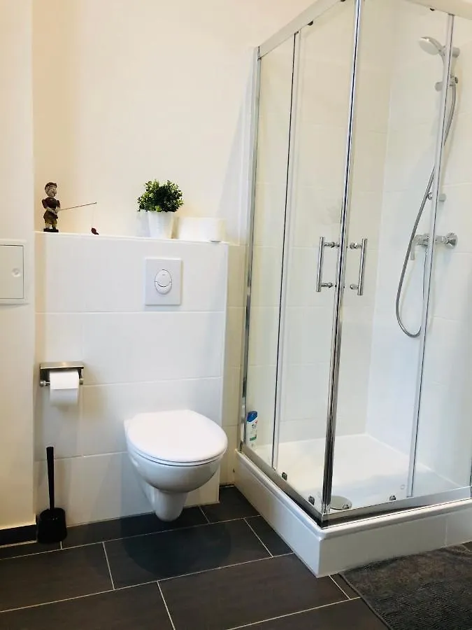 Modernes Apartment am Viktoria Luise Platz Berlin